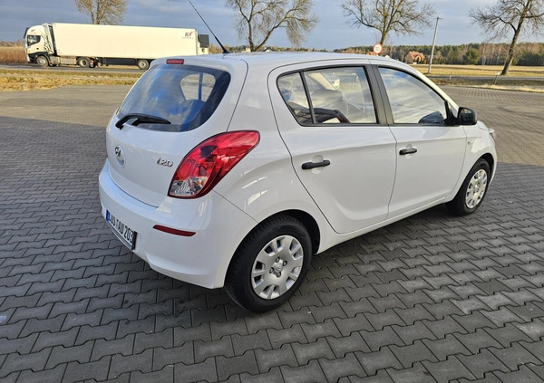 Hyundai i20 cena 25900 przebieg: 140000, rok produkcji 2014 z Lipiany małe 529